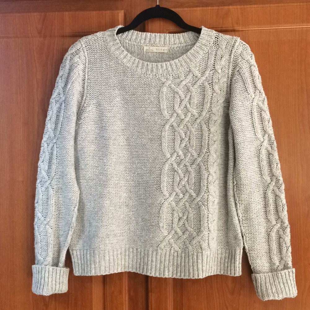 Chunky Knit Cable Knit Sweater Gray